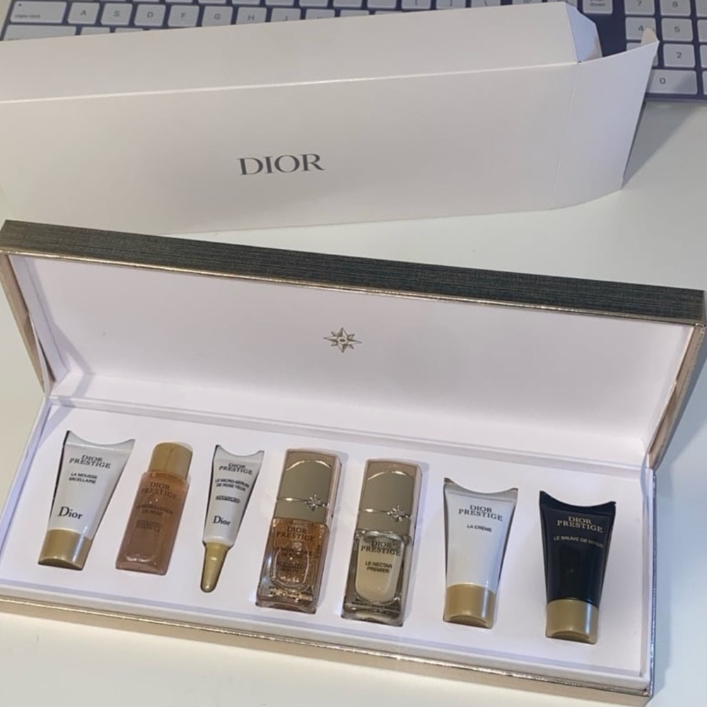 New in box Dior skin piano beauty gift with purchase